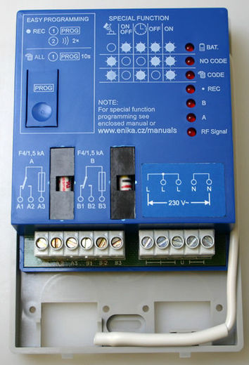 bezdratovy_spinac_ovladani-prijimac_Rx2_PR2K230V_b.jpg